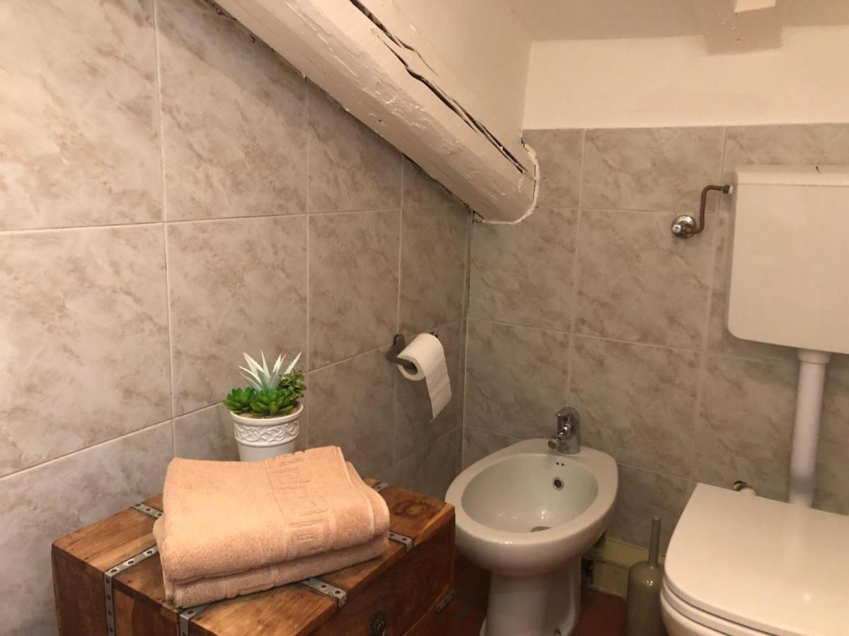 Il Tetto Fiorito Dell'Isola Apartment Milano Exterior foto
